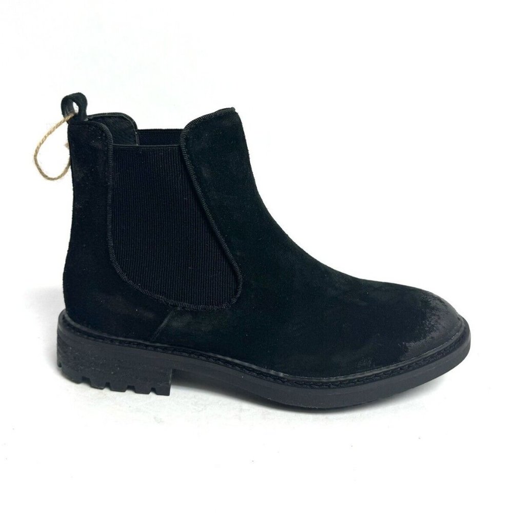 Sofft Womens distressed Leah Bootie Black Suede Size 7.5 M